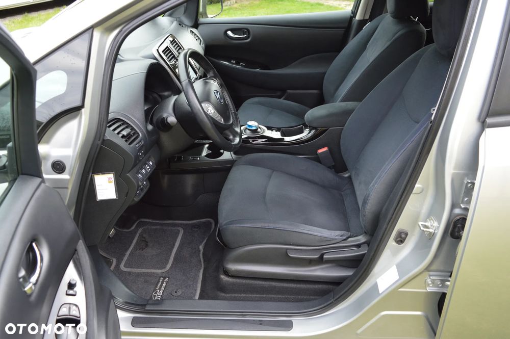 Nissan Leaf 24 kWh (mit Batterie) Visia - 18