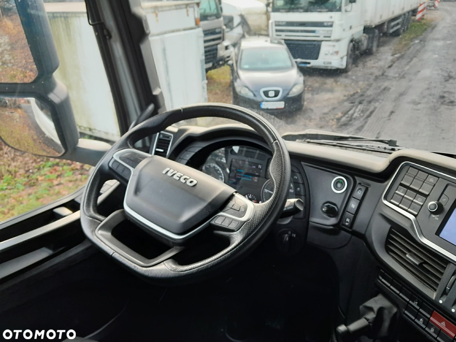 Iveco S-WAY - 8