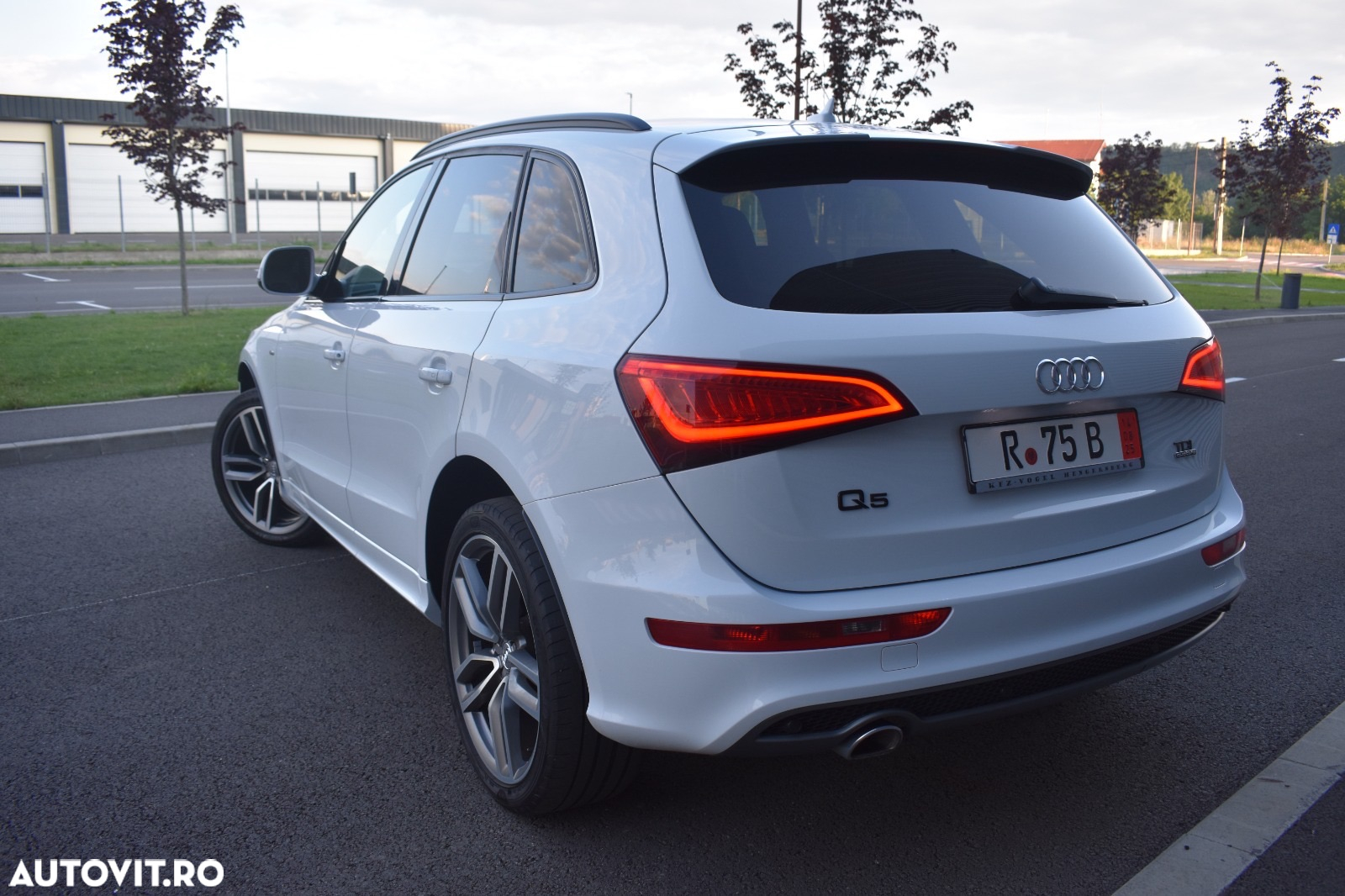 Audi Q5 2.0 TDI Quattro (clean diesel) S tronic - 3