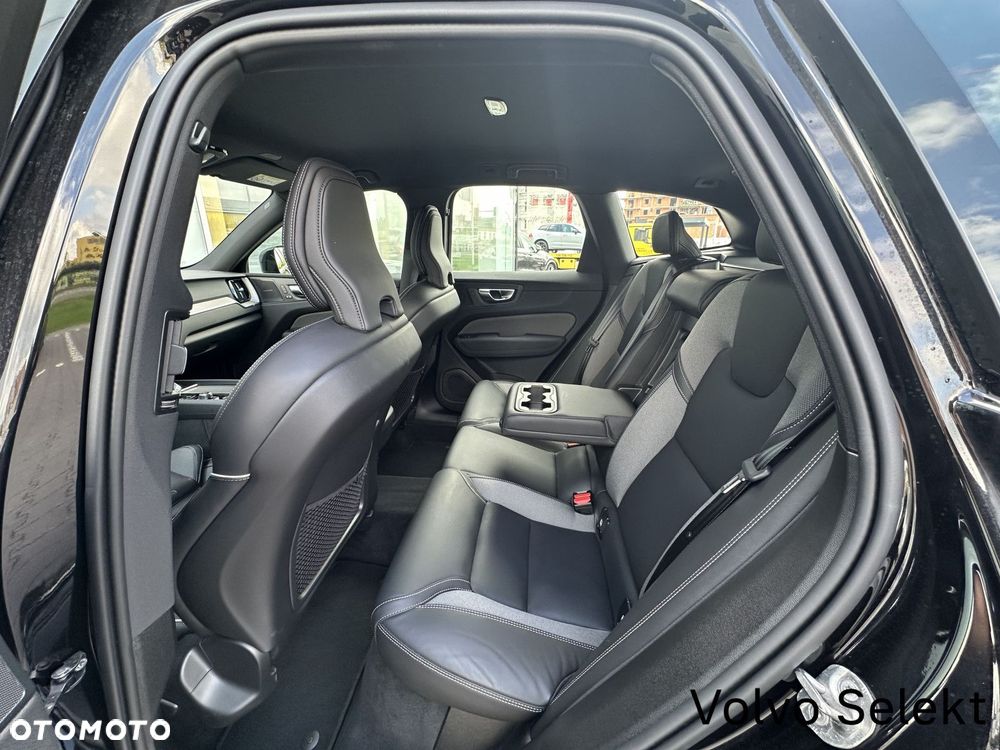 Volvo XC 60 - 30