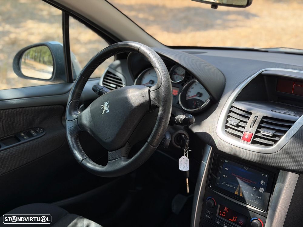 Peugeot 207 1.6 HDi Sport - 10