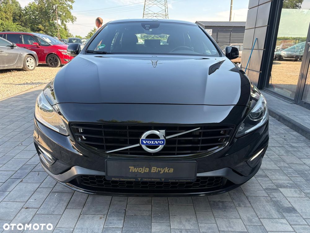 Volvo V60 D2 Drive-E R-Design Momentum - 2