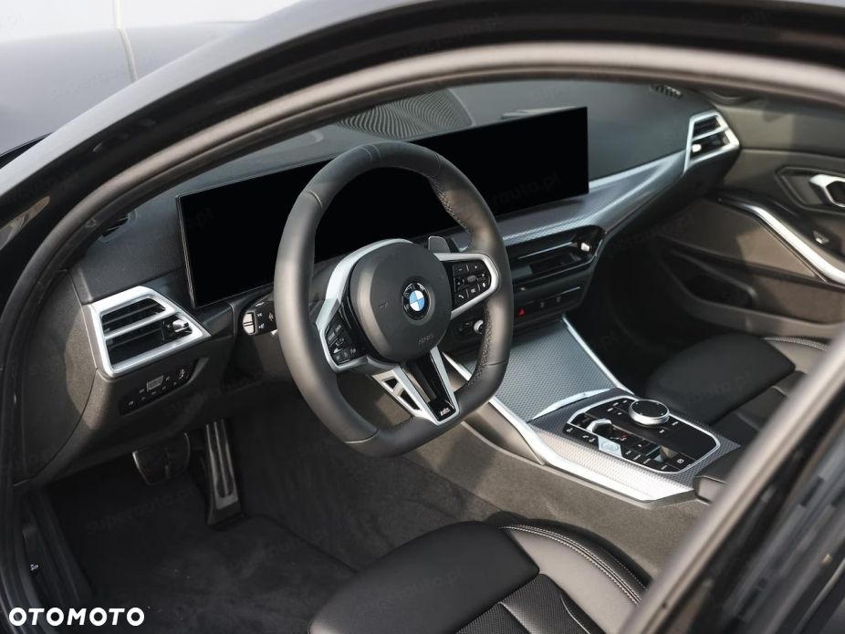 BMW Seria 3 318i M Sport - 9