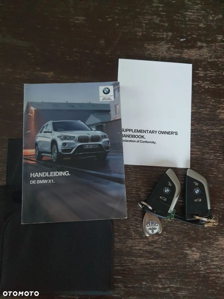 BMW X1 sDrive16d Sport Line - 24