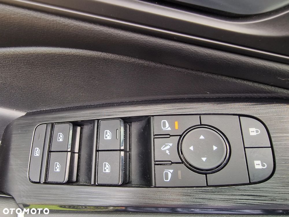Nissan Qashqai 1.3 DIG-T mHEV N-Connecta Xtronic - 15