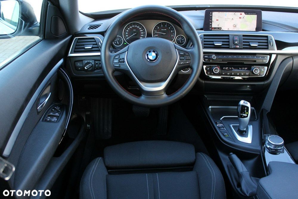 BMW 3GT 320i GPF Sport Line - 12