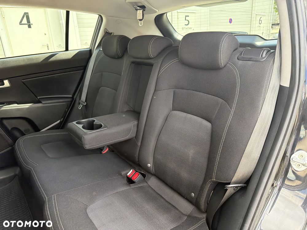 Kia Sportage 1.6 GDI Business Line L 2WD - 17