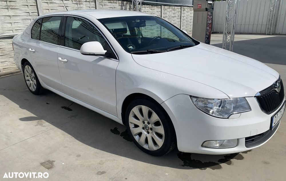 Skoda Superb 2.0 TDI DPF - 2