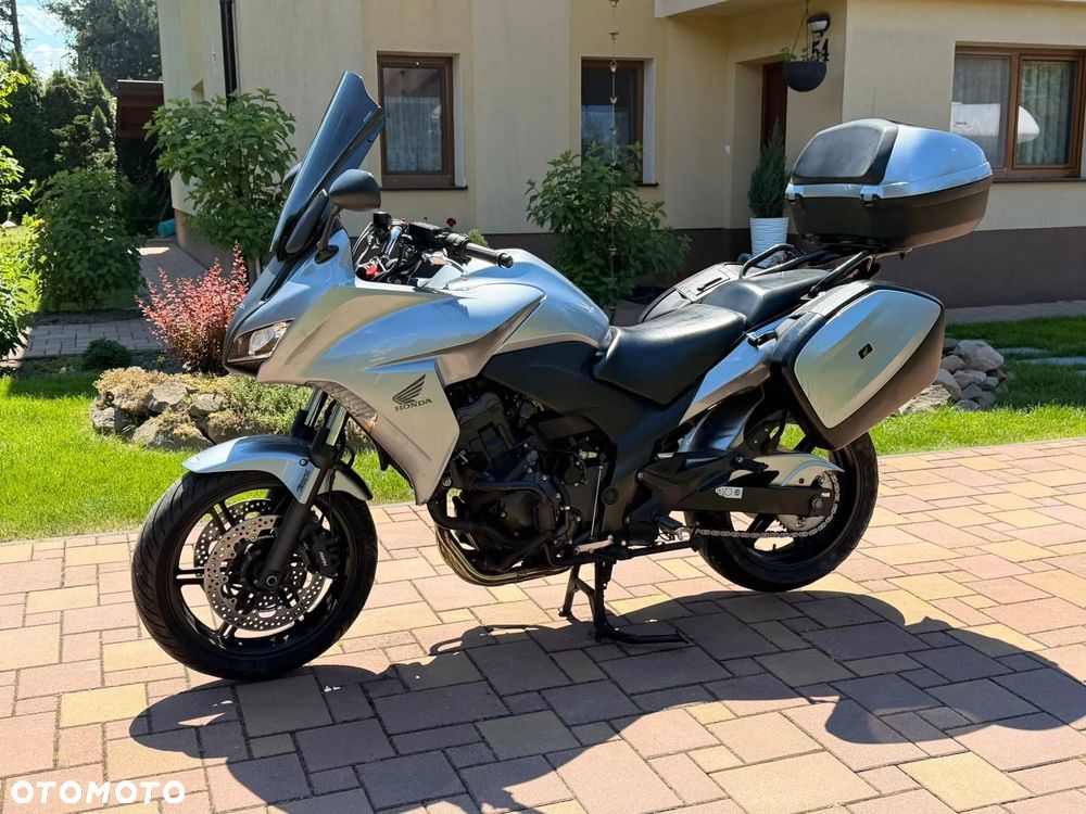 Honda CBF - 4