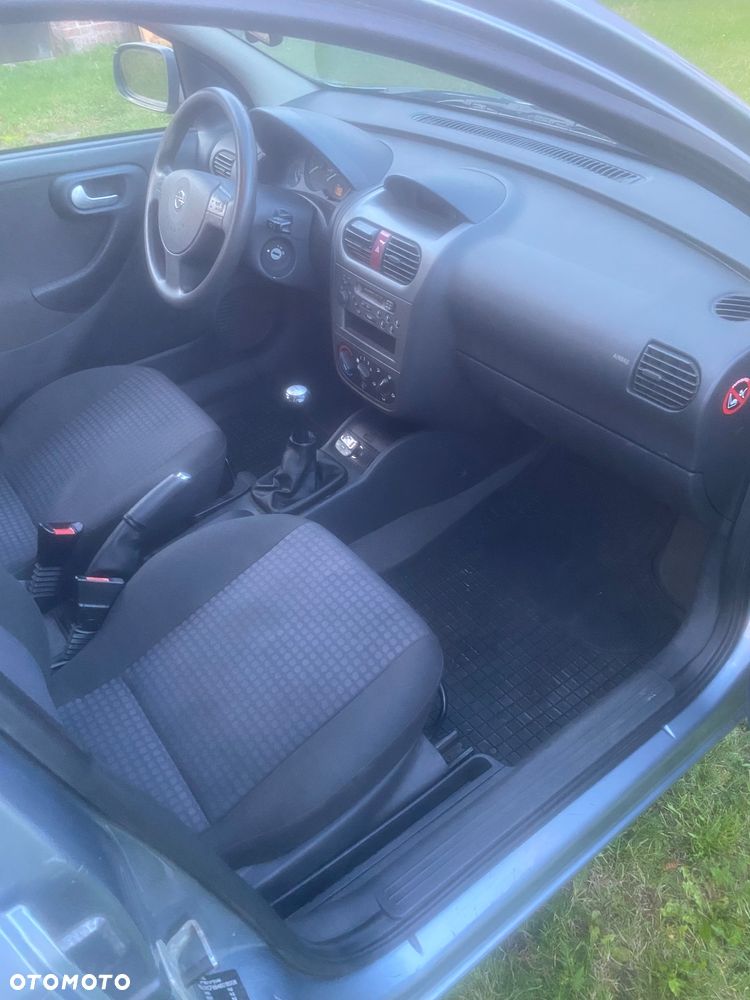 Opel Corsa - 14