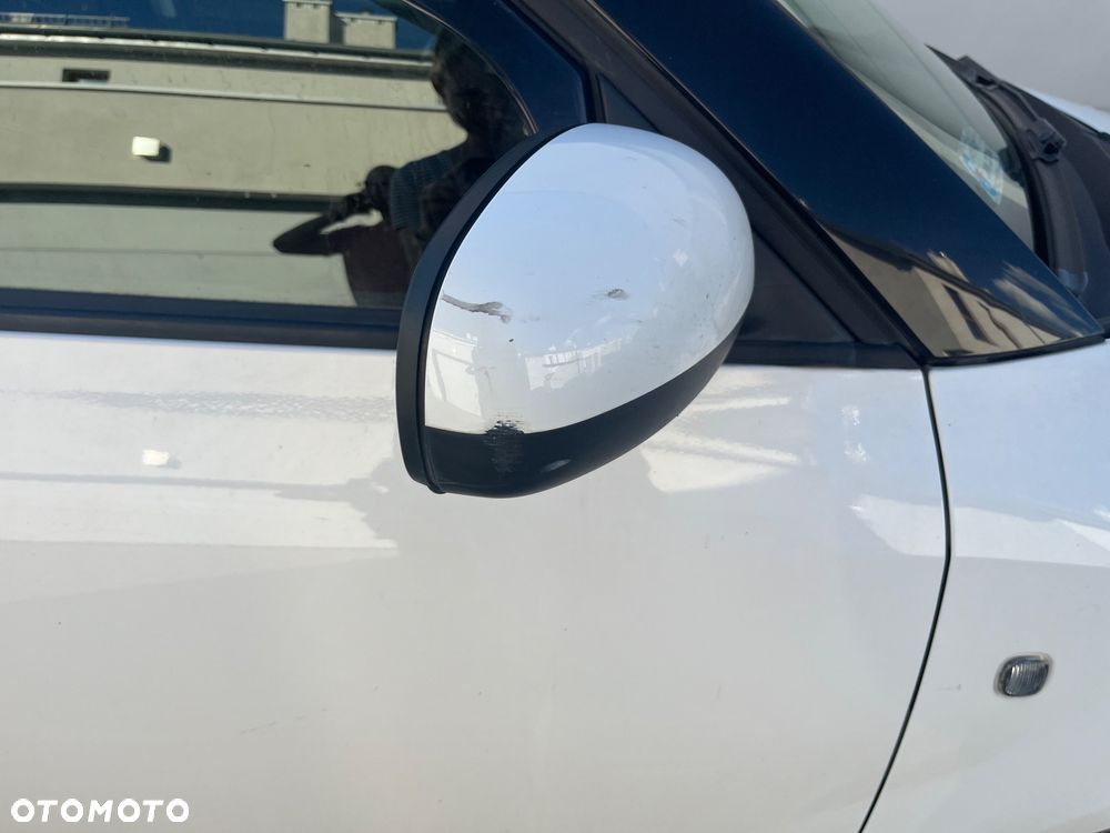 Skoda Fabia 1.6 TDI DPF Ambition - 9