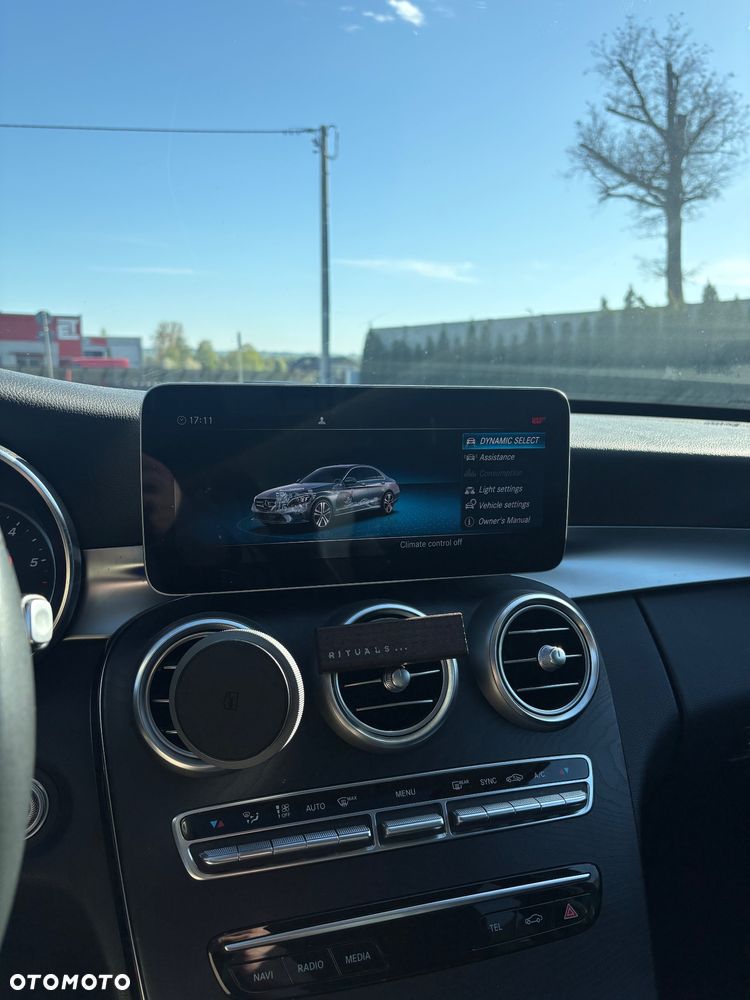 Mercedes-Benz Klasa C 220 d 9G-TRONIC AMG Line - 21