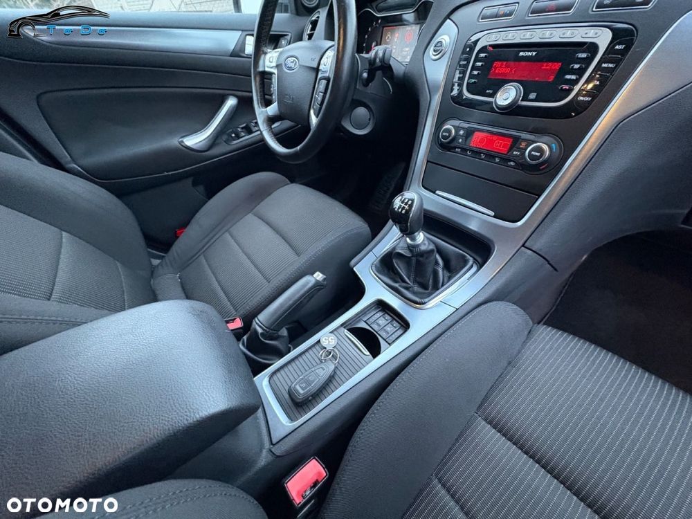 Ford Mondeo 1.6 T Platinium X Plus (Trend) - 28