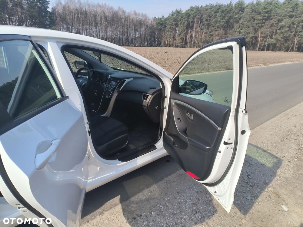 Hyundai i30 1.6 CRDi Classic - 18