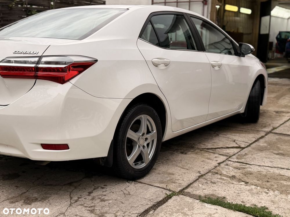 Toyota Corolla 1.4 D-4D Comfort - 11