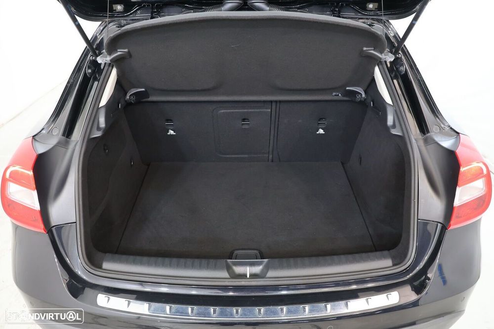 Mercedes-Benz GLA 180 CDi - 25
