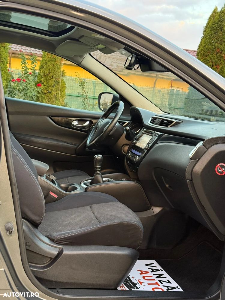 Nissan Qashqai 1.6 DCI N-Connecta - 10