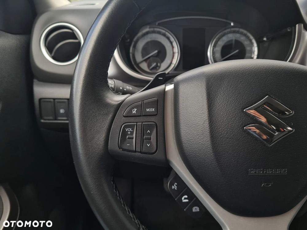 Suzuki Vitara ver-1-5-strong-hybrid-premium-2wd-ags - 14