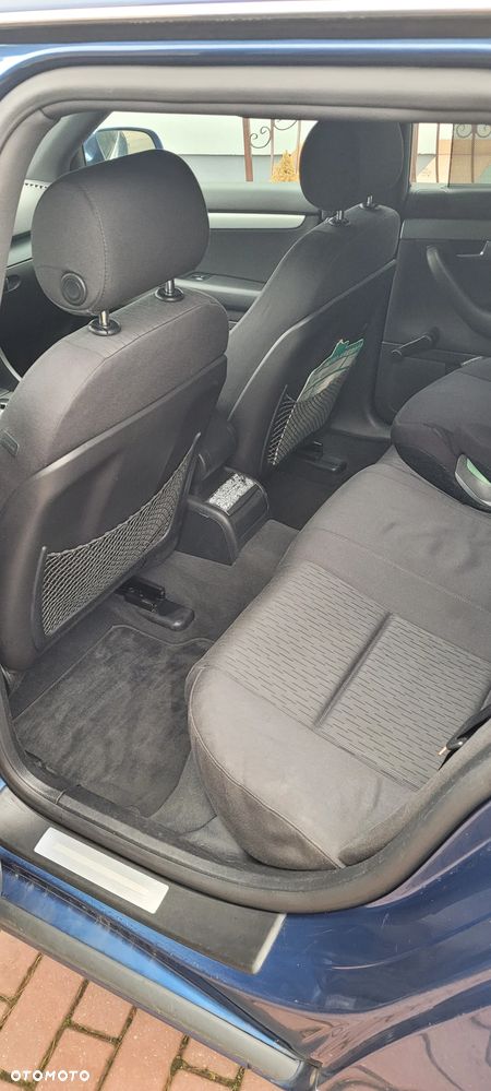 Audi A4 Avant 1.8 T multitronic - 7