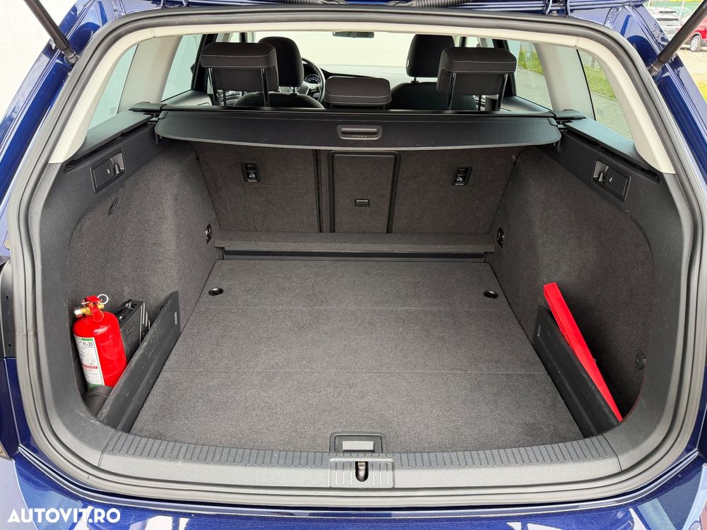 Volkswagen Golf 2.0 TDI DSG 4Motion Highline - 16