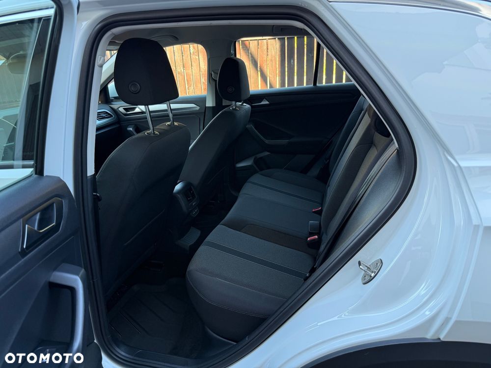 Volkswagen T-Roc - 9