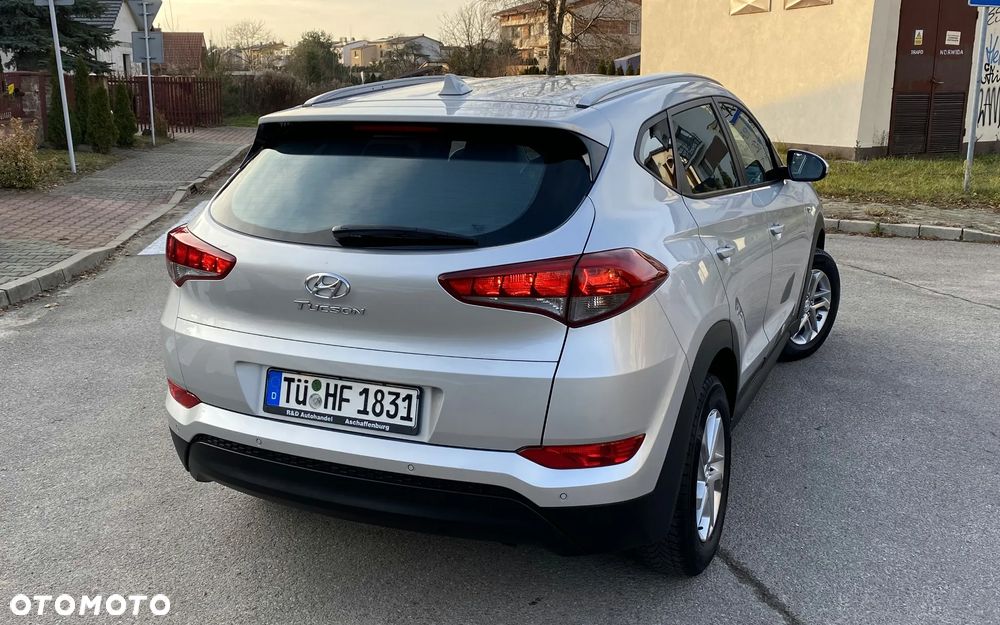 Hyundai Tucson blue 1.7 CRDi 2WD Style - 9