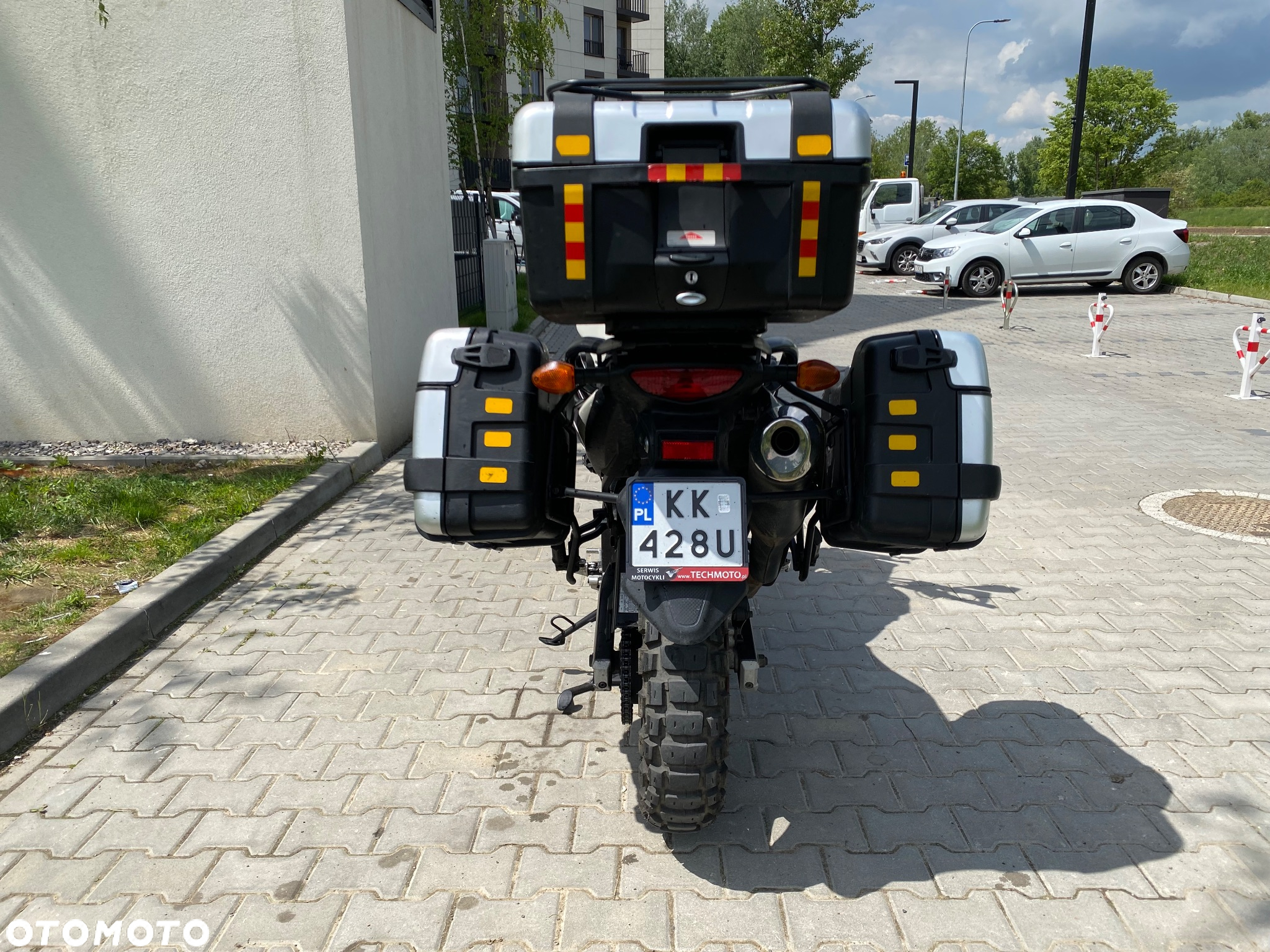 Suzuki DL - 3
