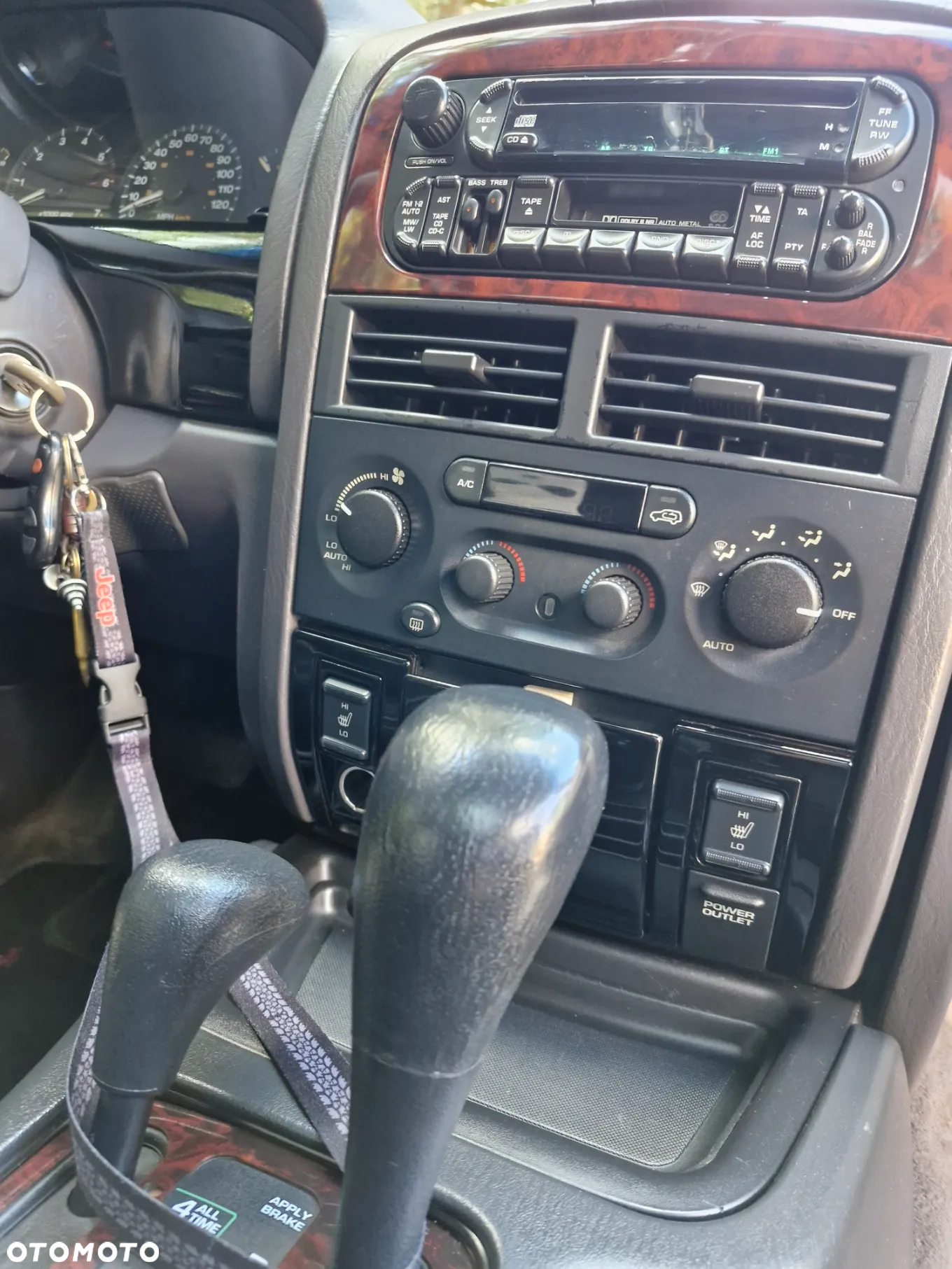 Jeep Grand Cherokee 4.7 Limited - 10