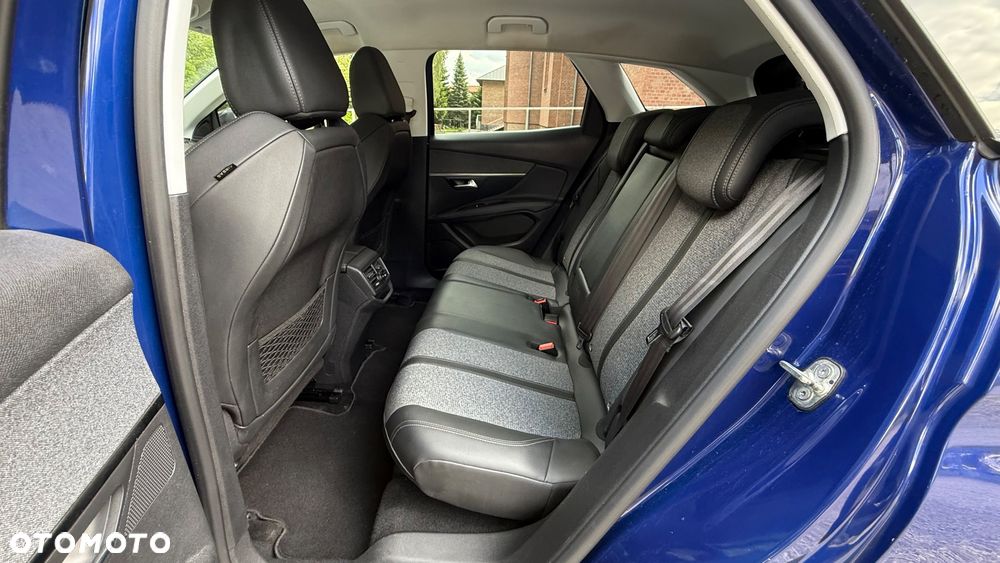 Peugeot 3008 PureTech 130 Stop & Start GPF EAT8 Allure - 21