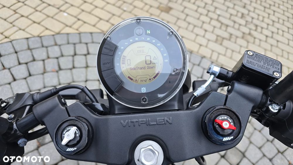 Husqvarna Vitpilen - 23