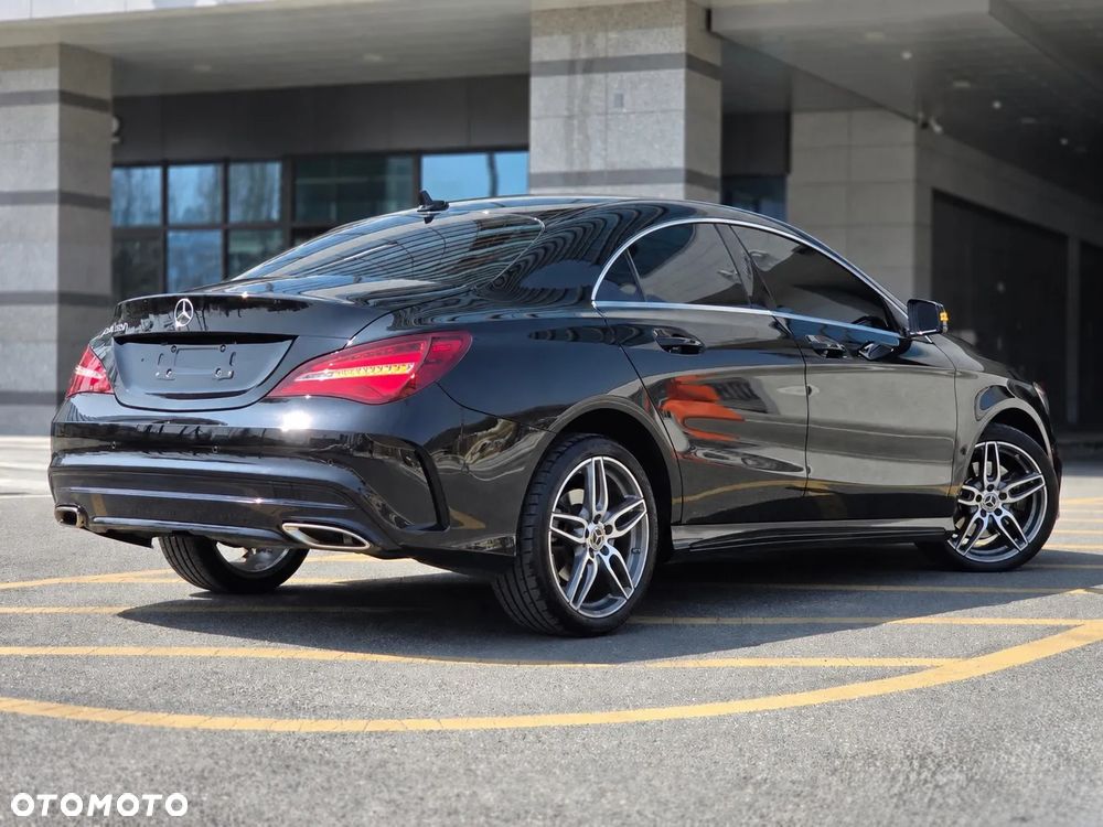 Mercedes-Benz CLA - 4
