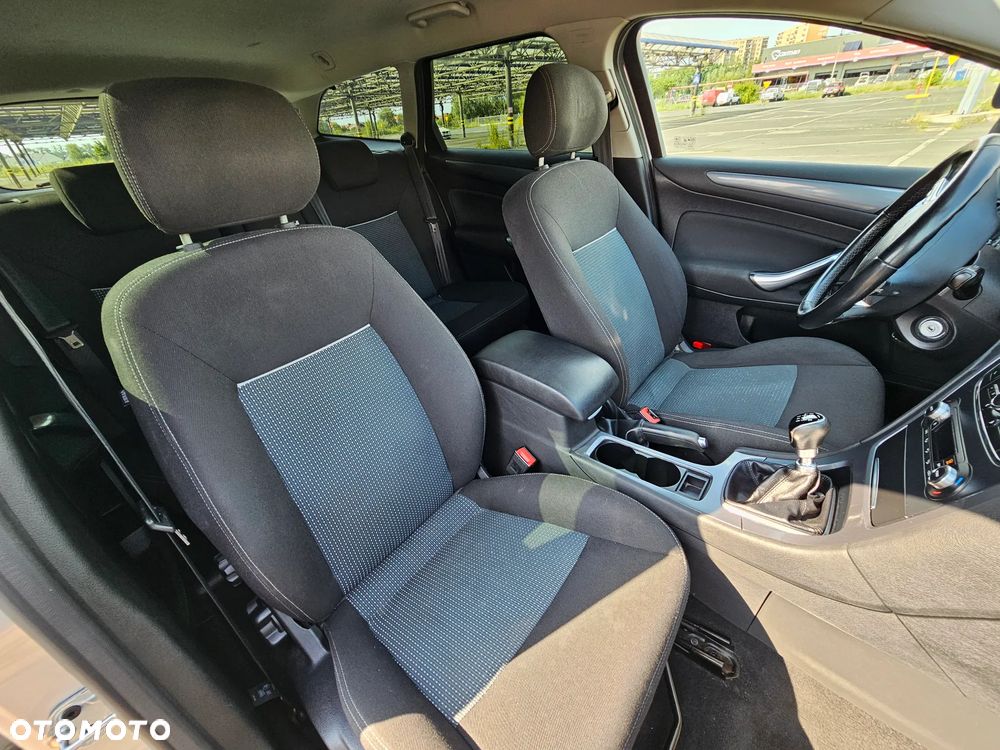Ford Mondeo 2.0 TDCi Ambiente - 25