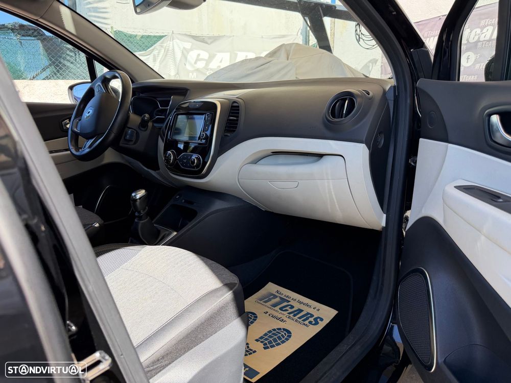 Renault Captur 1.2 TCe Exclusive - 23