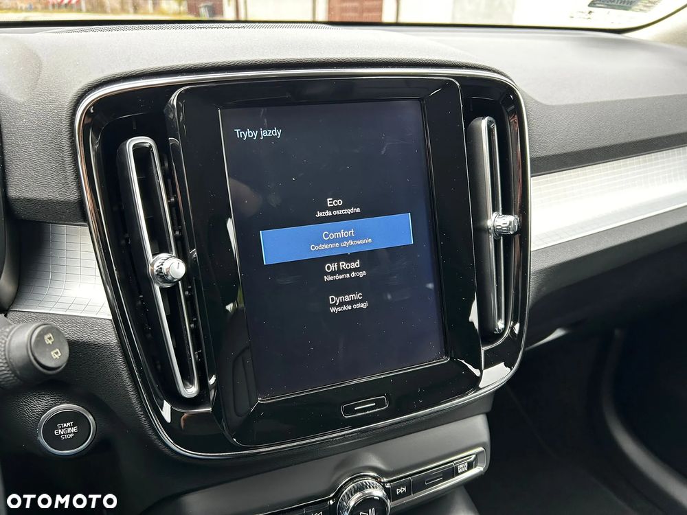 Volvo XC 40 T5 AWD Momentum - 16