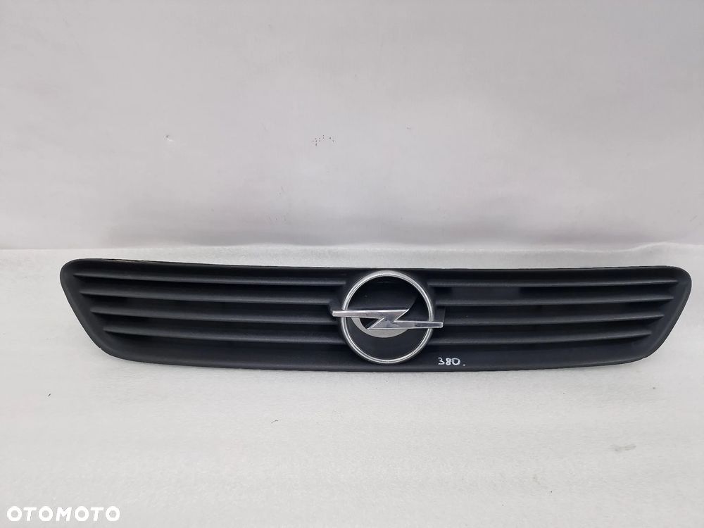 OPEL ASTRA II G 98- ATRAPA / GRILL PRZEDNI PRZÓD , NR 90588120 ,  NR AUKCJI GL380 - 1