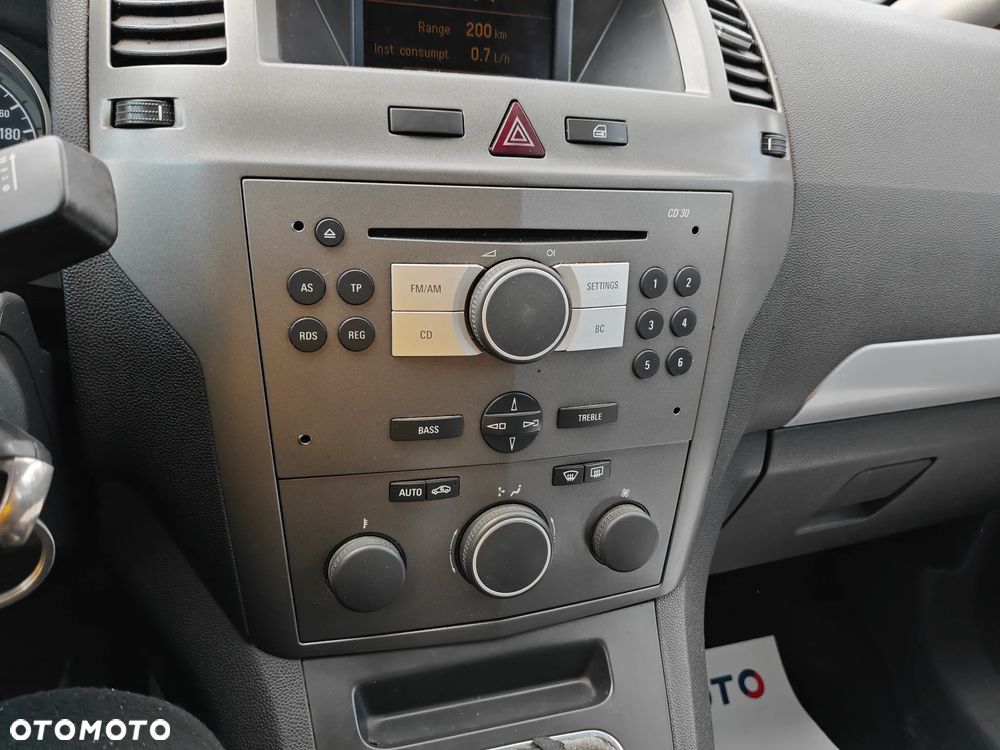 Opel Zafira 1.9 CDTI - 24