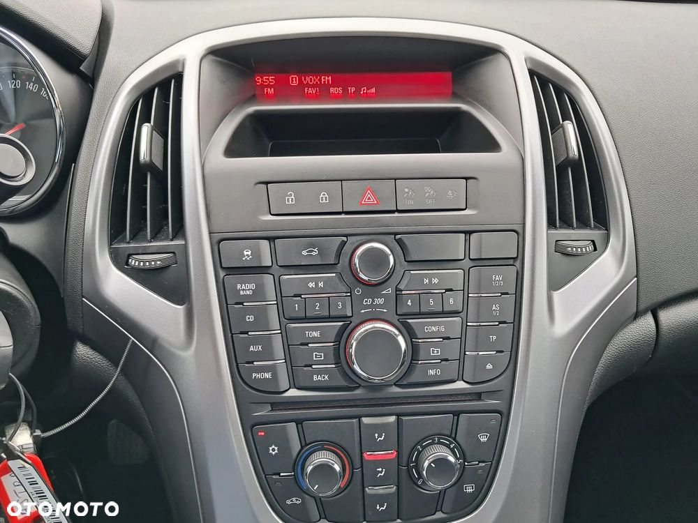 Opel Astra 1.6 Business EU6 - 19