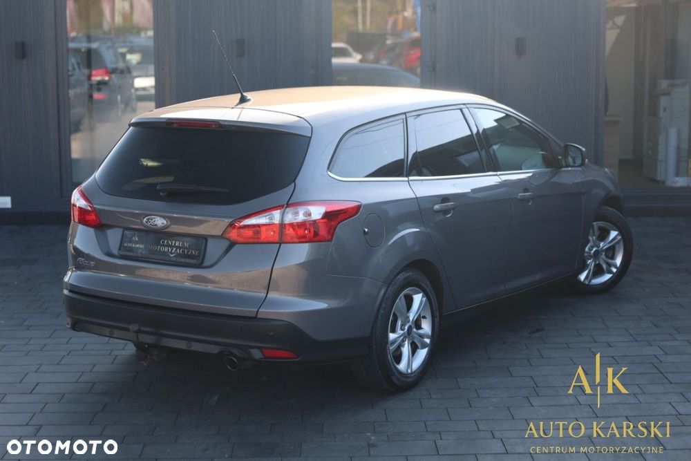 Ford Focus - 8