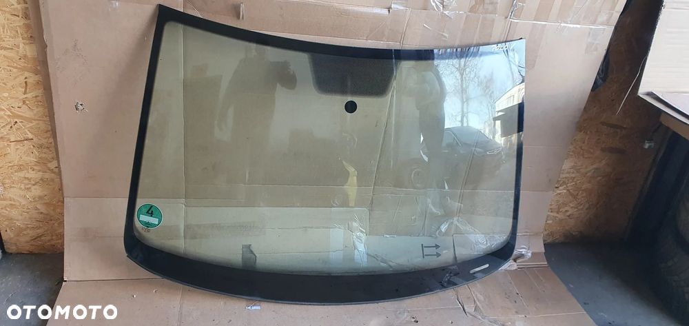 Szyba czołowa przód przednia VW Polo V 6R AS1 09r - 1