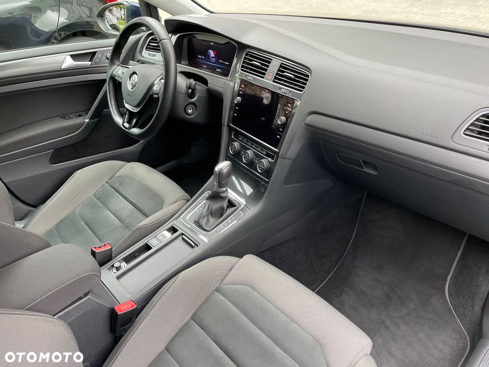 Volkswagen Golf 1.5 TSI BMT Evo Highline DSG - 1