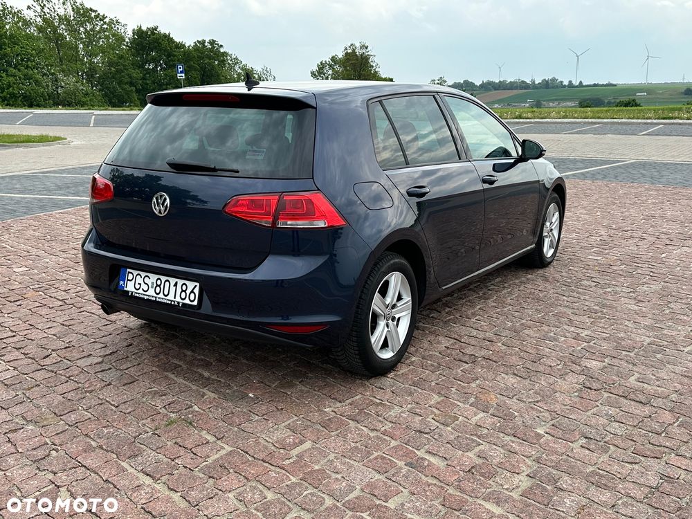 Volkswagen Golf 1.6 TDI BlueMotion Technology Lounge - 24
