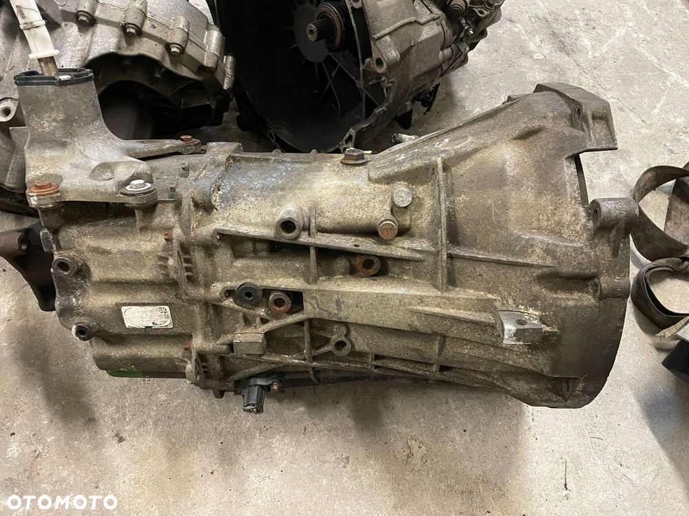 SKRZYNIA BIEGÓW TRANSIT 2,4TDCI 137Ps 4C1R7003AA