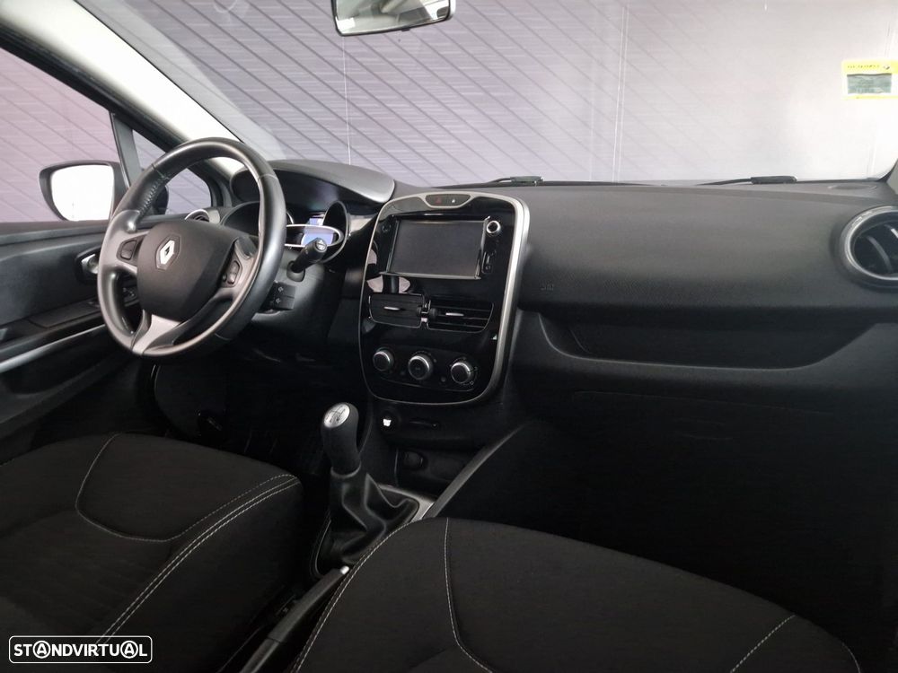 Renault Clio 0.9 TCe Limited - 11