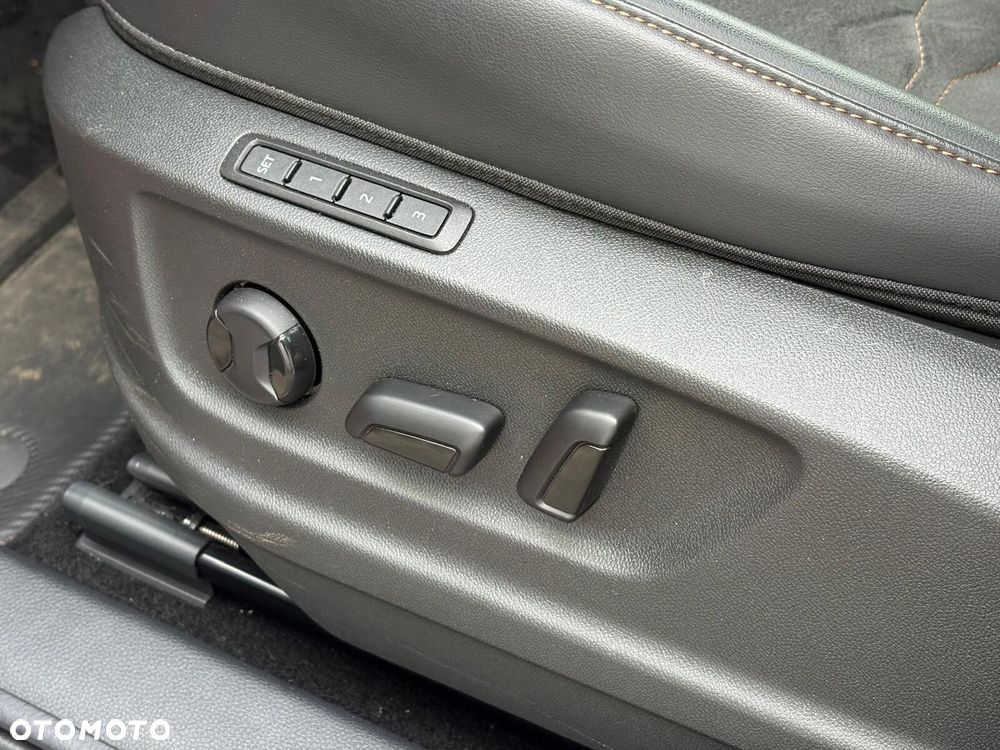 Cupra Ateca 2.0 TSI 4Drive DSG - 28