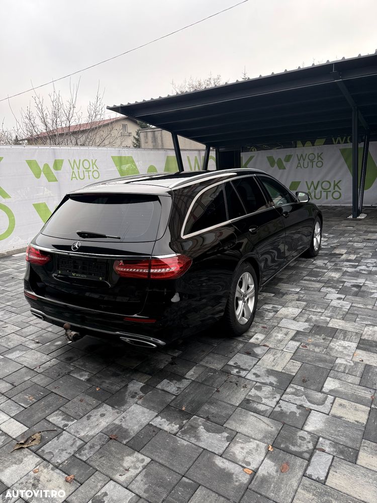 Mercedes-Benz E 220 d T-Modell Aut - 24