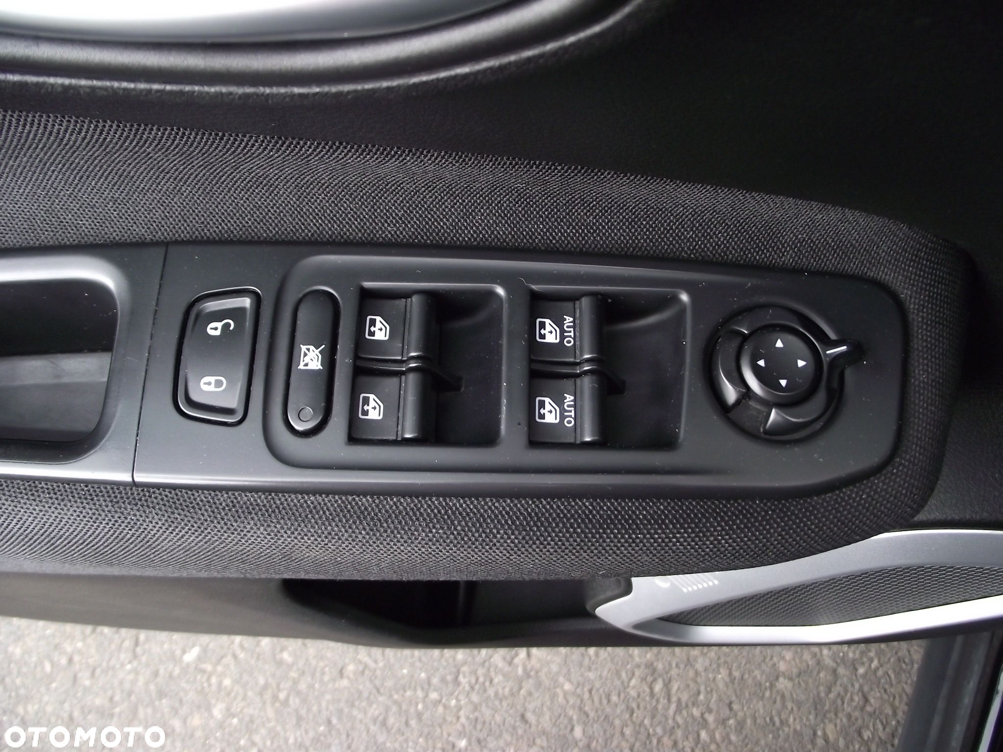 Jeep Renegade 1.6 E-TorQ Sport FWD - 21