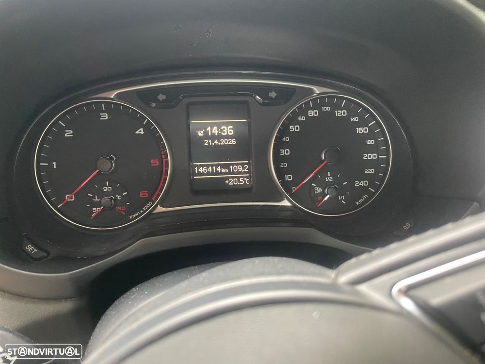 Audi A1 Sportback 1.6 TDI S line Sport Pack - 17