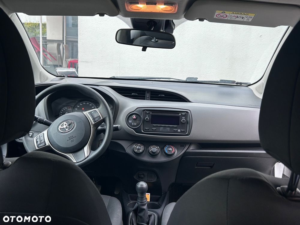 Toyota Yaris 1.0 Active EU6 - 10