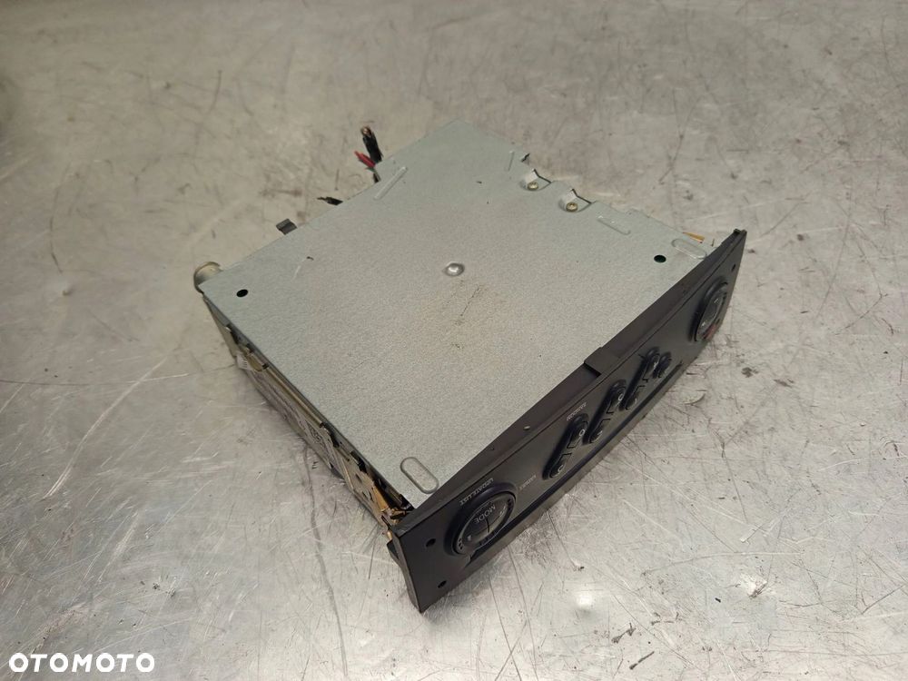 Radio Fabryczne Renault Megane II Modus Clio Scenic 8200607918 - 8