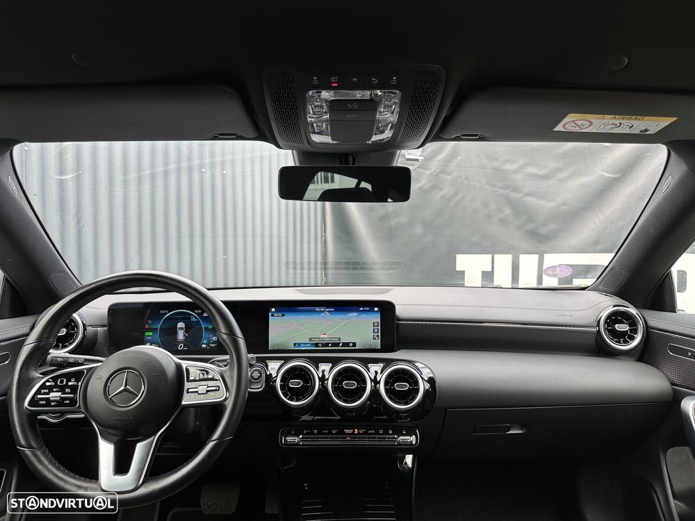 Mercedes-Benz CLA 250 e 8G-DCT Progressive - 12